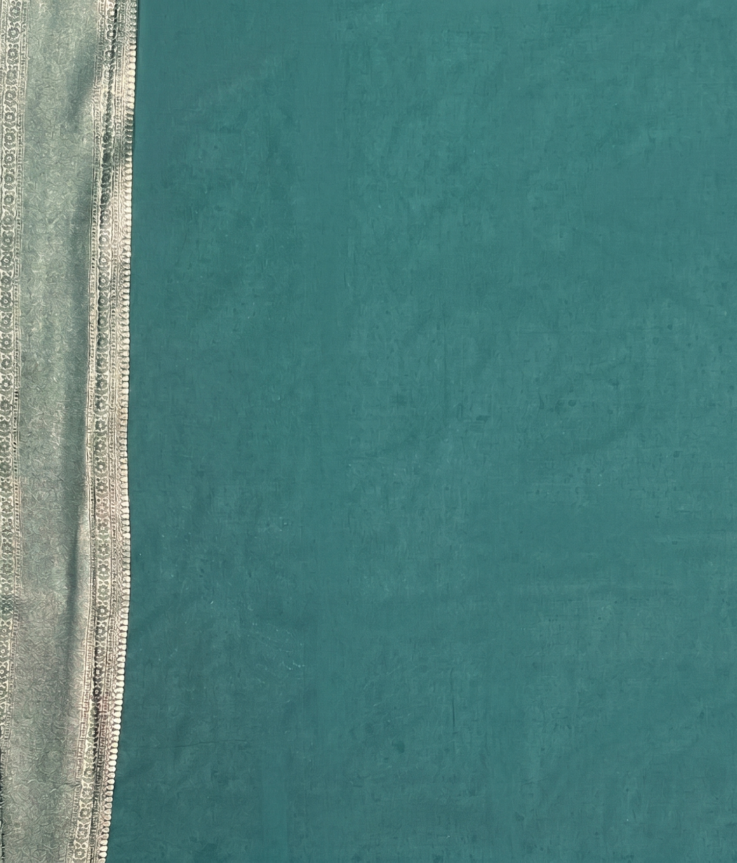 Green Woven Design Kanjivaram Saree