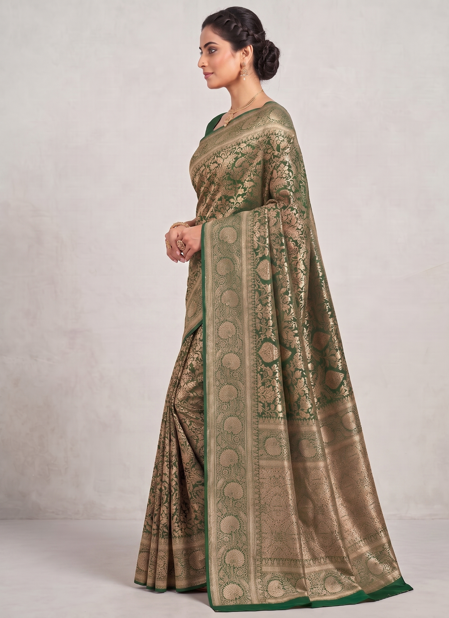 Green Woven Design Art Silk Kanjivaram Saree